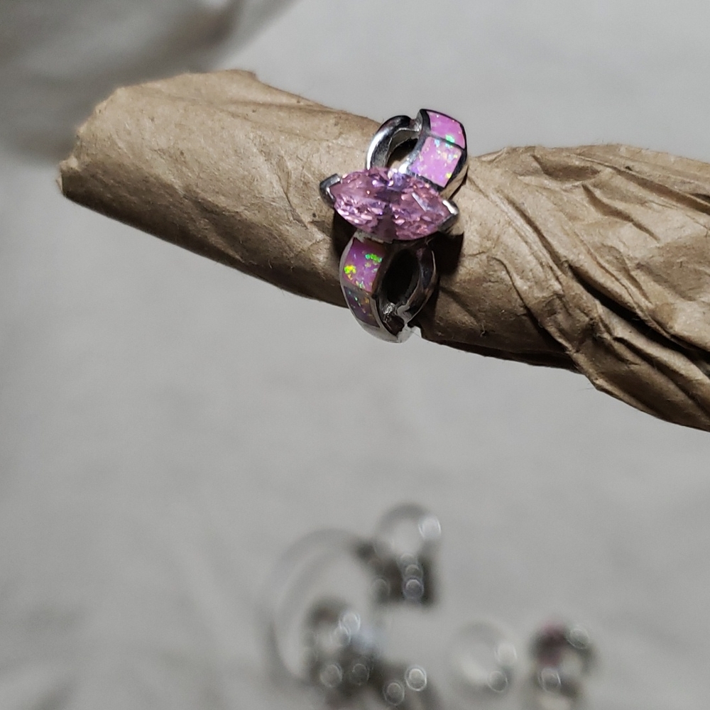 .925 silver and Pink Marquis Stone